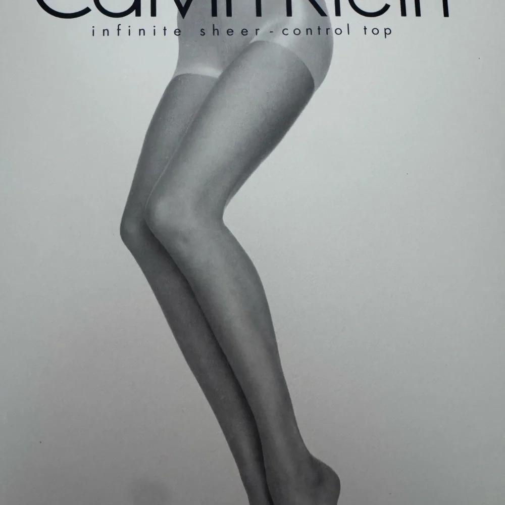 CALVIN KLEIN INFINITE SHEER CONTROL TOP PANTYHOSE STYL 705 Light 1 SZ B